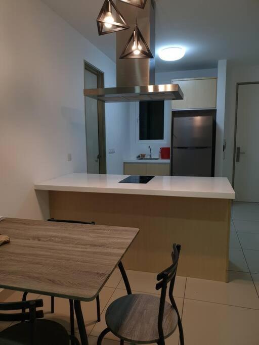Direct Qbm & Ikea *Highfloor Sunrise Seaview Condo Bayan Lepas Eksteriør billede