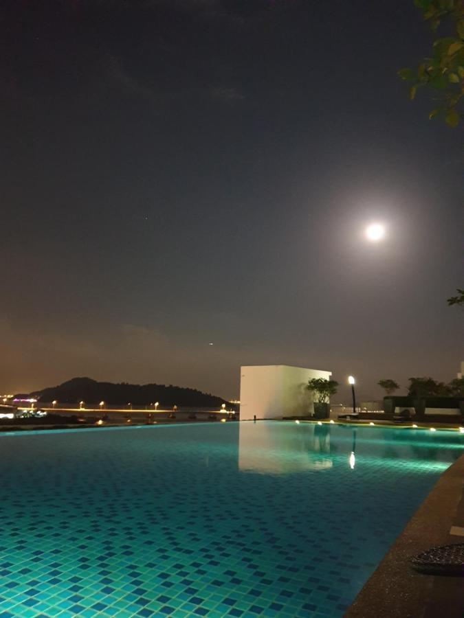 Direct Qbm & Ikea *Highfloor Sunrise Seaview Condo Bayan Lepas Eksteriør billede